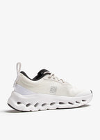 On Running Cloudtilt 2 LOEWE “Sand White”